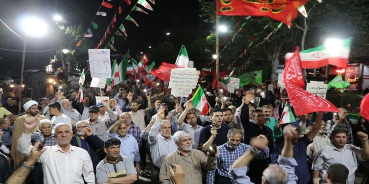 جلوه‌هایی از نود و یکمین اجتماع عظیم مردم انقلابی و شهید پرور ماهدشت + عکس