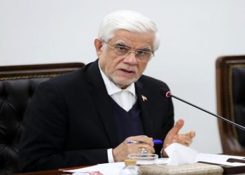 عارف: راهکار‌های تکمیل پروژه آزادراه تهران شمال هر چه سریع‌تر نهایی شود